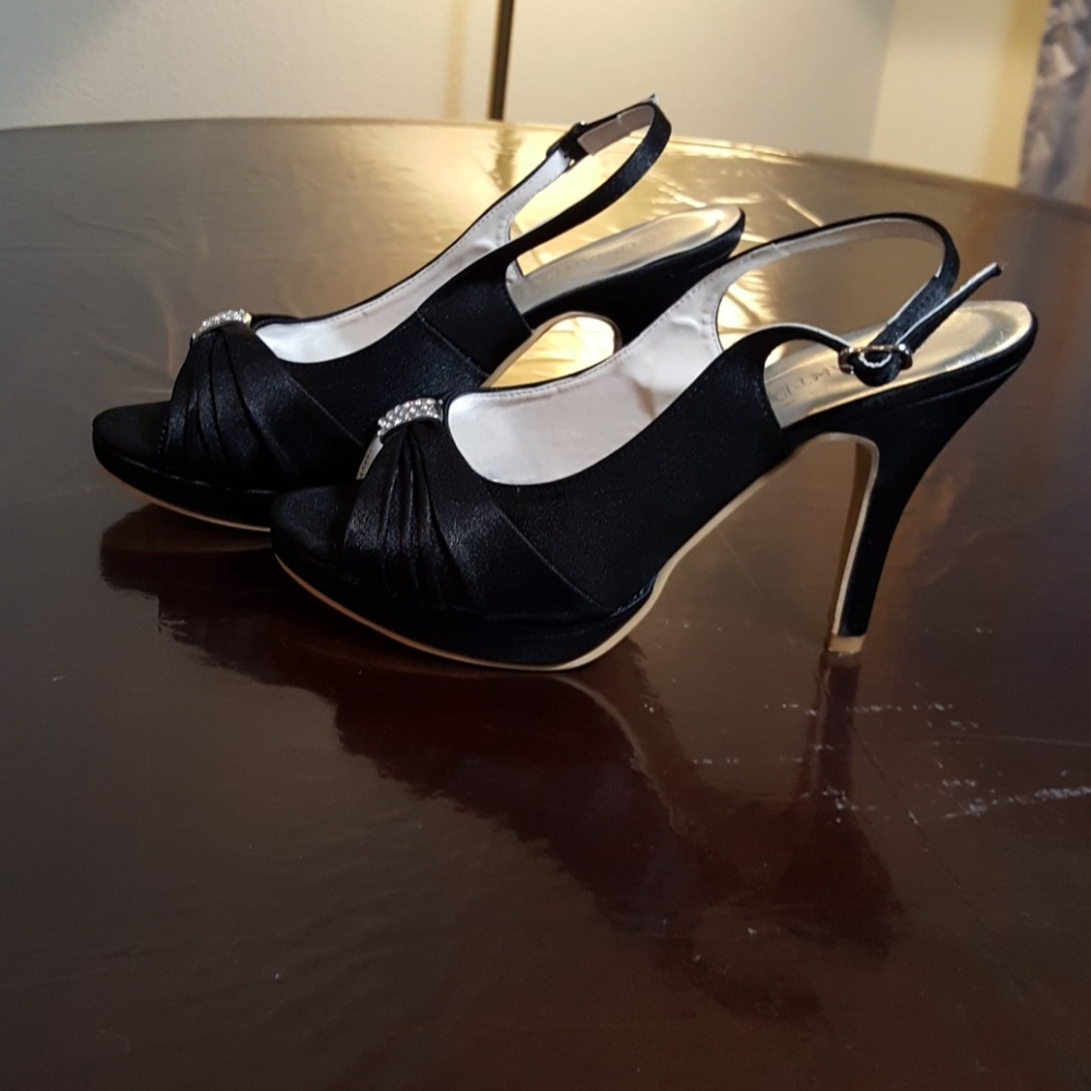Black formal heels